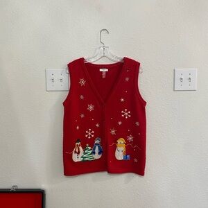Vintage Red Christmas sweater vest with snowmen and snowflakes #winterwarmth